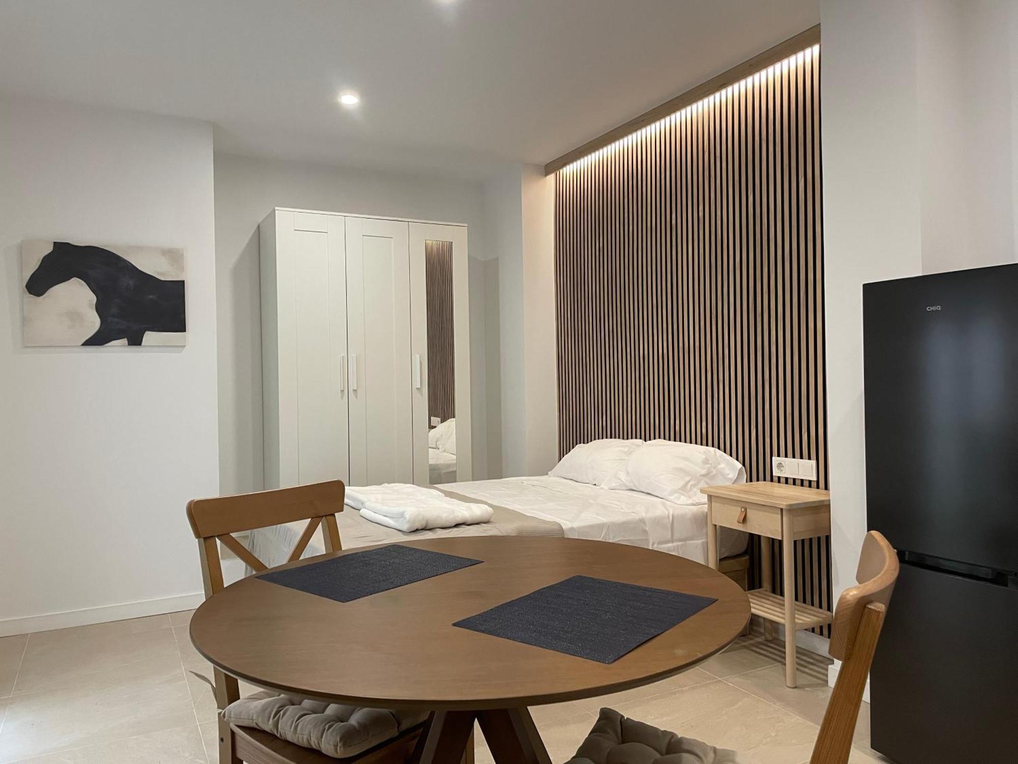 Apartamentos Postiguet อาลิกันเต ภายนอก รูปภาพ