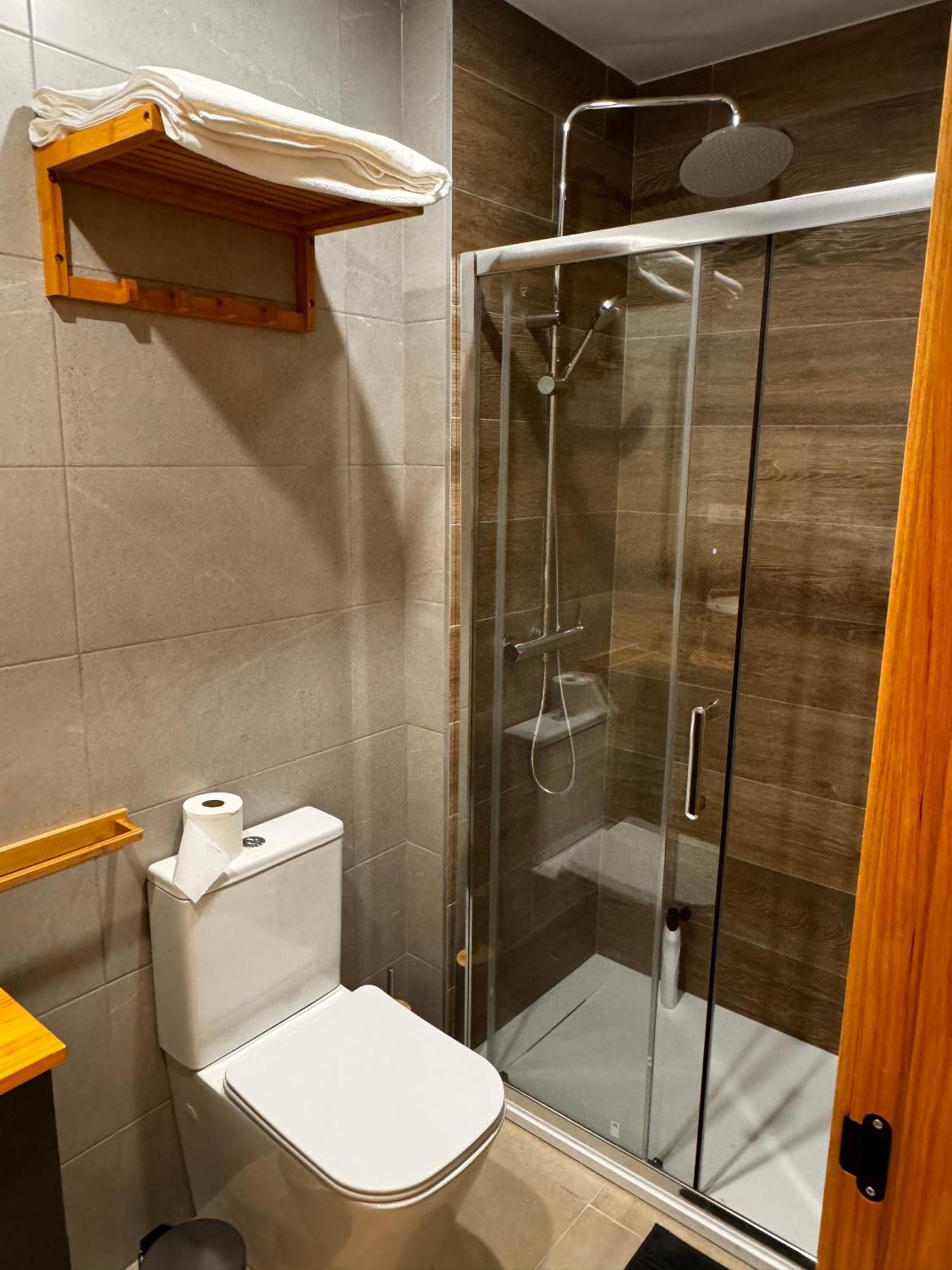 Apartamentos Postiguet อาลิกันเต ภายนอก รูปภาพ